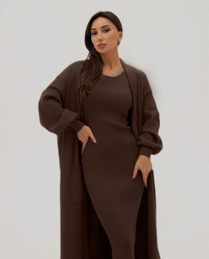 Robe et Cardigan Élégant